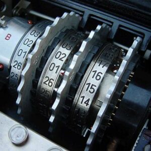 640px-Enigma-rotor-stack 640px-Enigma-rotor-stack