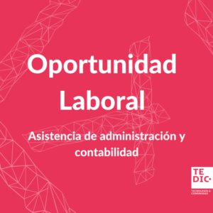 Flyer con fondo rosa publicitando oportunidad laboral