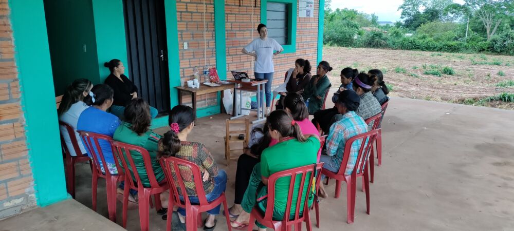 podcast and digital security workshops for Kuña Aty Women's Committee of Táva Guaraní