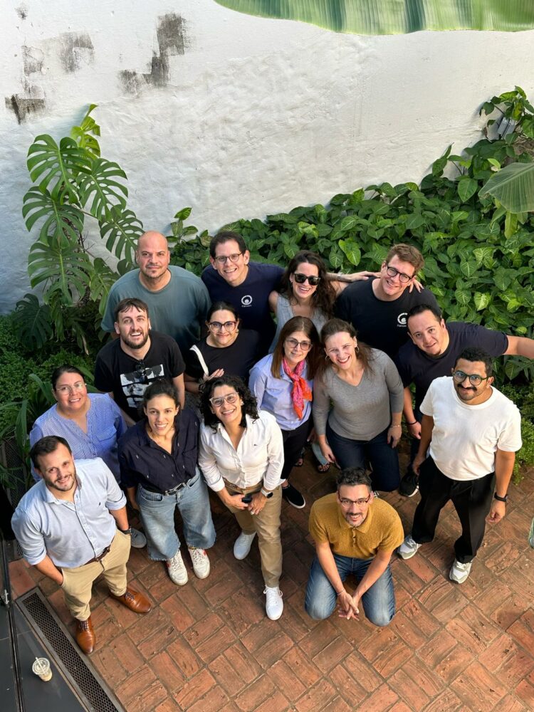 Participantes del encuentro regional de Fairwork en la ciudad de Asunción.